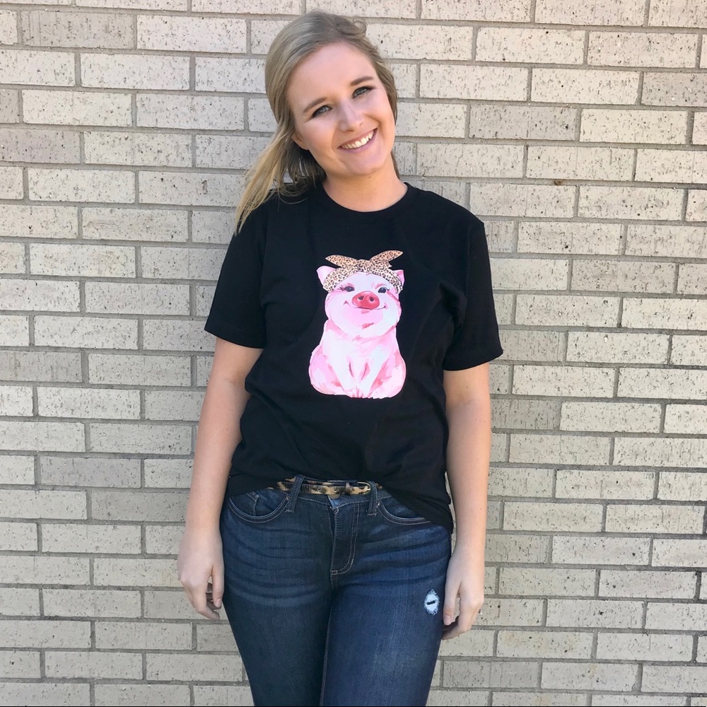 🎉HP🎉🐷Black Piggy T-Shirt🐷